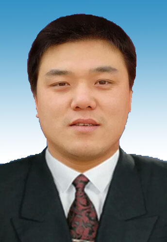 慕健